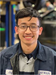 Jeff Nguyen at Acura of Overland Park Service Department